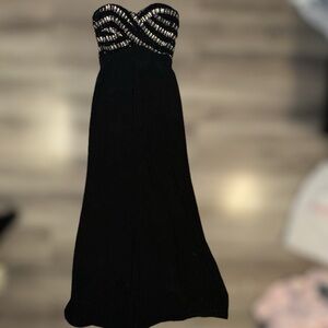 Black Strapless dress